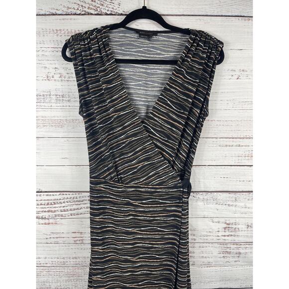BCBGMAXAZRIA Dress Womens Medium Black Stripe Wrap V Neck Jersey Knit Midi Work - Picture 2 of 9